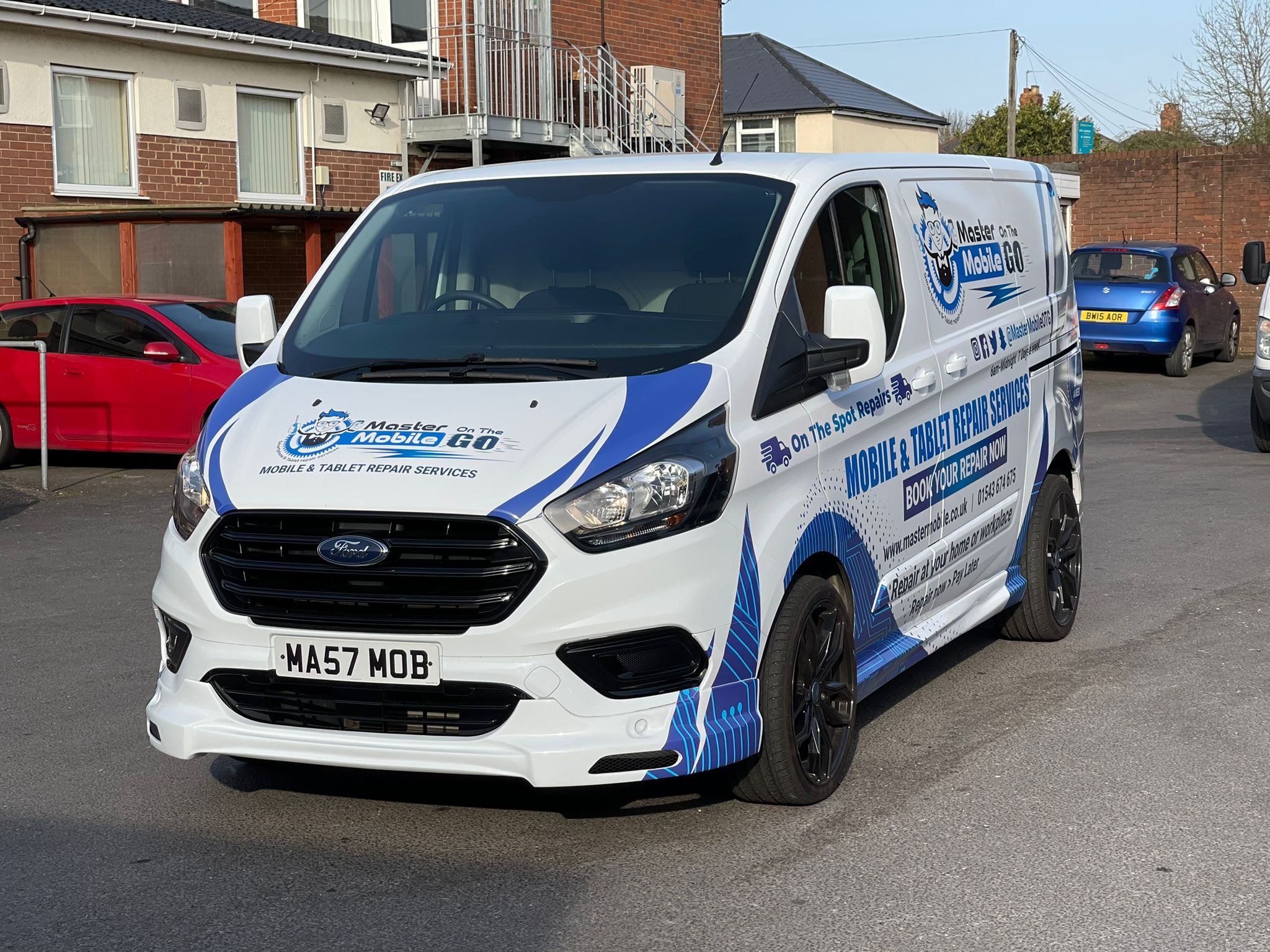 Exploring Your Options for iPhone and iPad Repairs in Cannock