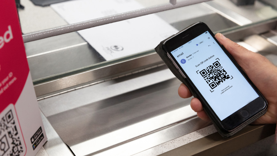 Effortless Excellence: The Benefits of Mail Order Device Repair with Master Mobile